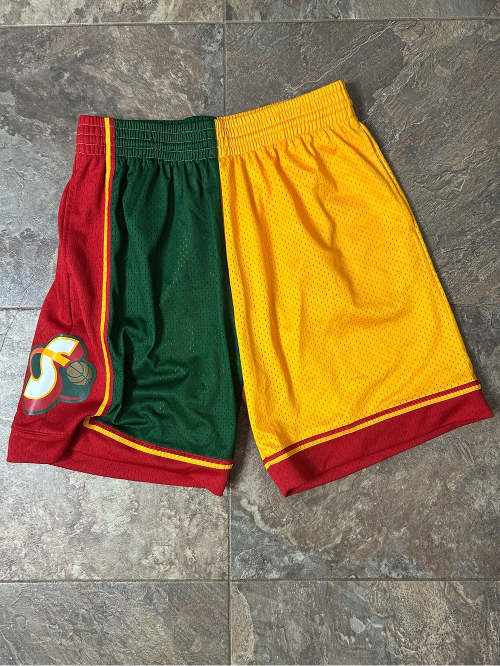 Mitchell & Ness Seattle SuperSonics 1995 Split Swingman Shorts Mens Large Green